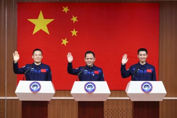 金港赢配资 什么样的科学家能“上天”？在天上干什么？选拔条件揭秘